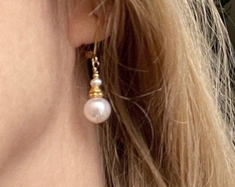 white freshwater Pearl and 14K gold filled  leverback earring, bridal earrings, bridal jewelry, june birthstone, drop earrings