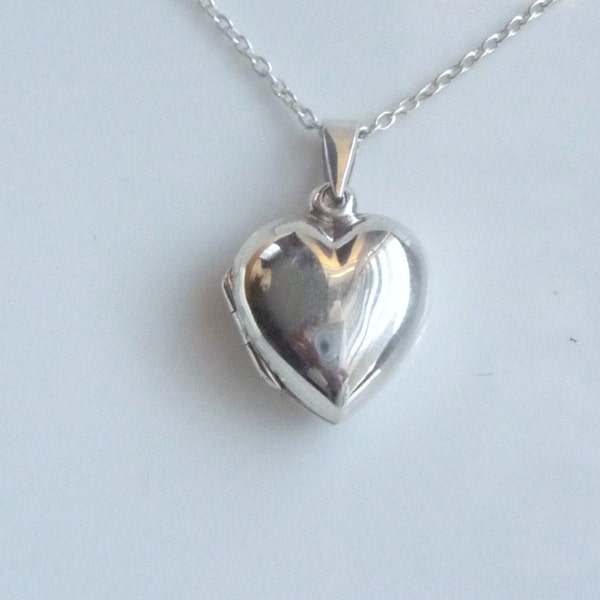 Sterling silver heart locket necklace