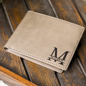 Cartera personalizada para hombre, cartera grabada, cartera para padrinos de boda, cartera de cuero, cartera personalizada, regalo para novio, regalo de aniversario para él