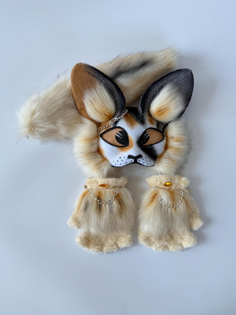 Brown White mask
Mask for Therian
daughter gifts
Theriotype Cat
Therian Kitty Mask
mask name Rockstar
mask for girl
Cat Mask and Tail
Feline Cat Cosplay
Handmade Mask
Quadrobics Mask
Teen Christmas Gift
therian gear Set