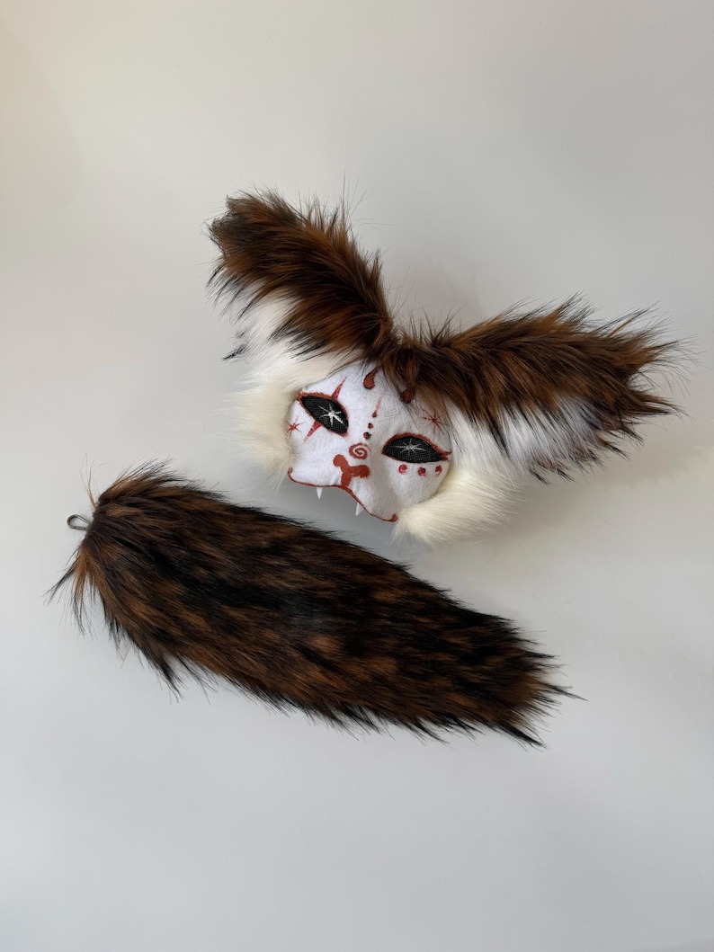 Therian Gear
Animal cosplay
Full Therian Set
Mask Gloves Tail
Fluffy Therian Paws
Cat Mask and Tail
mask with long ears
Gray White design
Therian Cat Masks
Quadrobics Mask
Terian Fan Gift Idea
Furry Fans Gift
Halloween costume