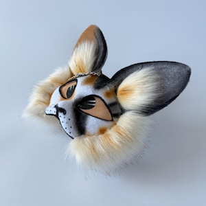 Brown White mask
Mask for Therian
daughter gifts
Theriotype Cat
Therian Kitty Mask
mask name Rockstar
mask for girl
Cat Mask and Tail
Feline Cat Cosplay
Handmade Mask
Quadrobics Mask
Teen Christmas Gift
therian gear Set