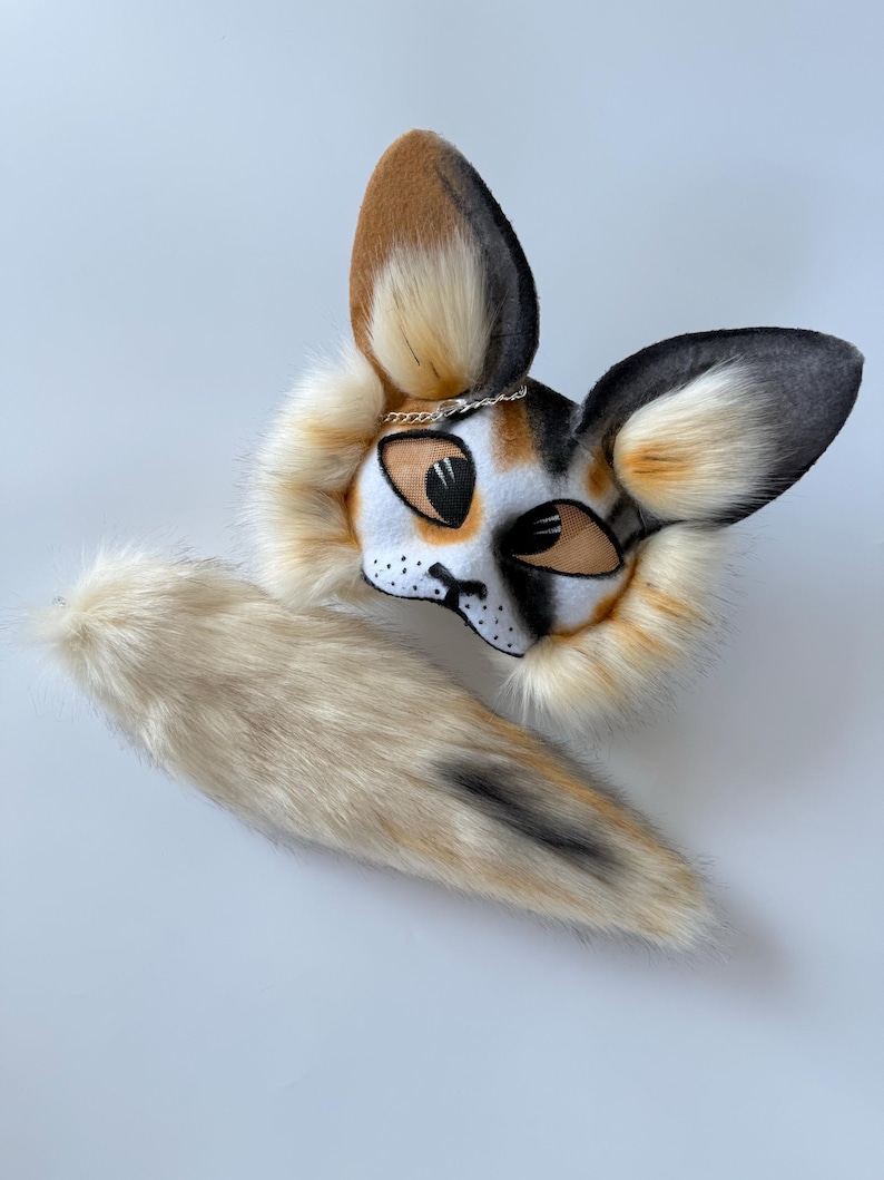 Brown White mask
Mask for Therian
daughter gifts
Theriotype Cat
Therian Kitty Mask
mask name Rockstar
mask for girl
Cat Mask and Tail
Feline Cat Cosplay
Handmade Mask
Quadrobics Mask
Teen Christmas Gift
therian gear Set