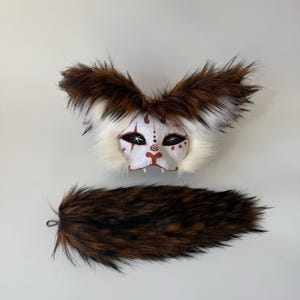 Therian Gear
Animal cosplay
Full Therian Set
Mask Gloves Tail
Fluffy Therian Paws
Cat Mask and Tail
mask with long ears
Gray White design
Therian Cat Masks
Quadrobics Mask
Terian Fan Gift Idea
Furry Fans Gift
Halloween costume
