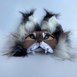 Mask for Therian
High Quality masks
Animal cosplay Mask
Theriotype Cat
Cheap Therian Mask
Fluffy Therian Mask
Mask Name Chupacabra
Calico Mask
Therian Dream Mask
Quad Runner Mask
Therian fan Birthday
Brown Gray White
Mask with Nose Ring