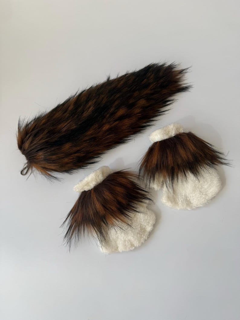 Therian Gear
Animal cosplay
Full Therian Set
Mask Gloves Tail
Fluffy Therian Paws
Cat Mask and Tail
mask with long ears
Gray White design
Therian Cat Masks
Quadrobics Mask
Terian Fan Gift Idea
Furry Fans Gift
Halloween costume