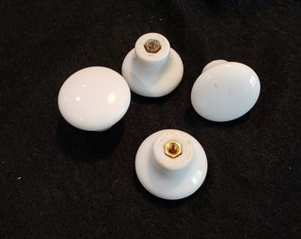 White Porcelain Knob 1 1/4 Inch Set of 4