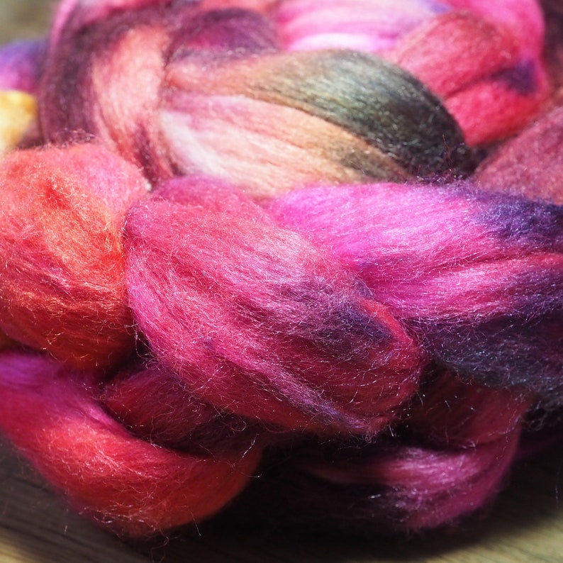 MerinoSilk Top /'Morello/' for Hand Spinning 5050