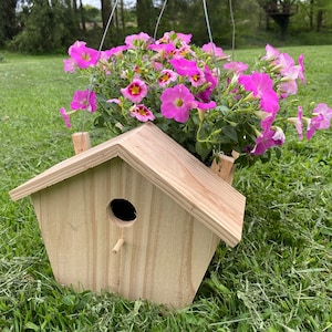 Hanging Cedar Birdhouse with Planter