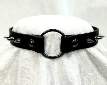 Handgefertigte Nieten schwarze Leder Choker, Gothic Punk Halsband