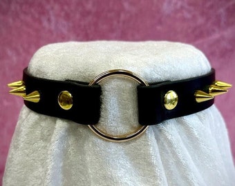 Handgefertigte Nieten Choker: Schwarzes Leder Choker: Gothic Punk Halsband