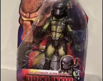 PREDATOR Renegade Alien Hunter figure Neca