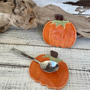made to order Ceramic lace-coffee spoon rest- tea bag rest- candle holder- ring dish- jewelry- trinket dish- pumpkin- fall-halloween