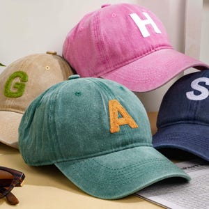 Kundenspezifische Vintage Baseballmütze, personalisierte Initiale / Name / Datum Kettenstickerei Mütze, Paar Brautjungfer Geschenk Hut