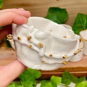 VIDE POCHE EPINE en porcelaine et or