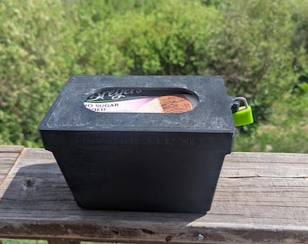 the LICK LOCKER XL Ice Cream Pint Safe – Anti-Theft Locking Lid w/ Padlock & Keys