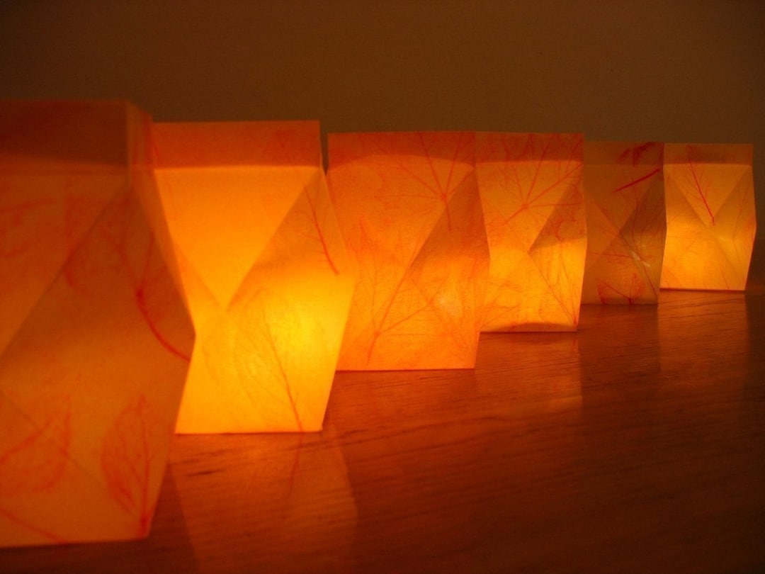 Tutorial for Traditional Waldorf Paper Lantern DYI Waldorf Kids Craft