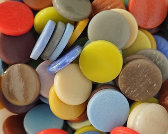 Mozaïektegels van 200 gram, in veelkleurig glas. Mozaïek, doe-het-zelf.