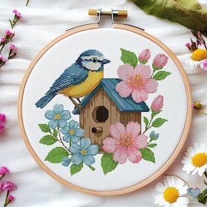 Gorjeo Matutino y Flores. Diseño de pájaro para punto de cruz