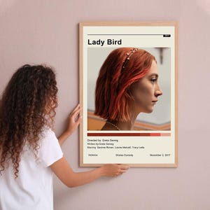 Poster vintage Lady Bird Poster minimalista del film Arte murale Decorazione per la casa Stampa poster personalizzata Regali personalizzati per lei e lui