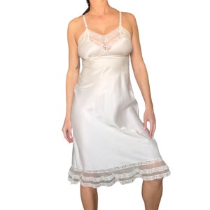 50s 60s Cream Satin Lace Trimmed Slip Dress (size small, medium)