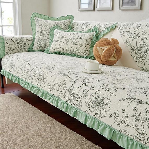 Non-Slip Chenille Couch Cover / Retro Floral Sofa Cover / All-Season Skirted Couch Cushion / Washable Sofa Protection / Living Room Decor