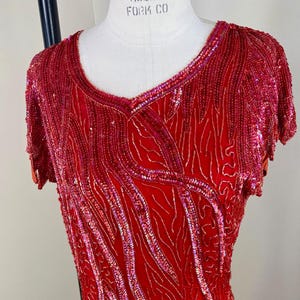 Sz M//Red Sequin Vintage Party Dress//Flutter Sleeve and Hem Sequin Dress