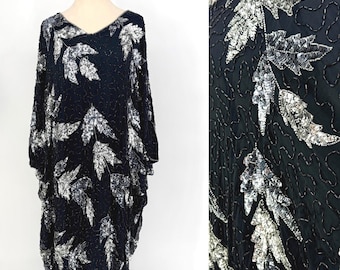 Vintage Seide Pailletten Kaftan Kleid, Schwarz Silber Perlen Übergroße Art Deco Cocktail Kaftan, Luxe Schwere Perlen Glam (Sz 2X)