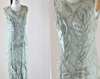 Talla 10 // Vestido vintage con lentejuelas y cuentas en color menta claro // Vestido de novia vintage // Escote ilusión transparente
