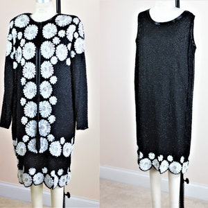 Sz 2X// Fabulous Judith Ann 2 pc Black and white Dress set// Long jacket// Sleeveless dress// Vintage sequins beaded
