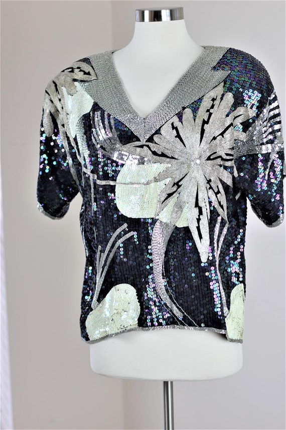 Sz L// St Martin Heavily beaded sequined top// Am… - image 3