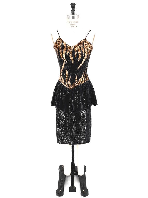 black and gold knee length dress Sequin Black And Gold Skater Dress Knee Length Dresses For Ladies Black  Sequins Gold Zipper Long