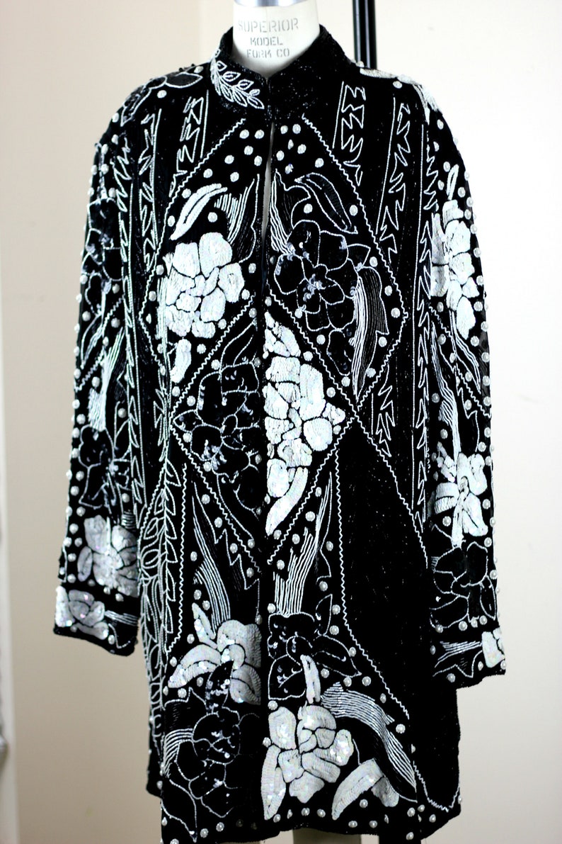 Plus sz 2X// Black White Sequin Beaded Duster// Long Jacket// Sequin coat image 2