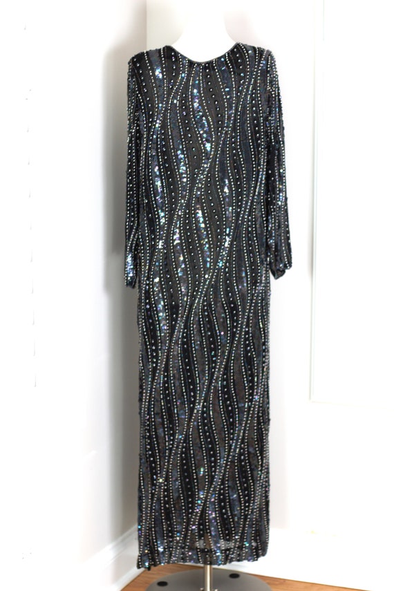 Sz M// Long Beaded Sheath Gown// V neck 3/4 sleev… - image 5