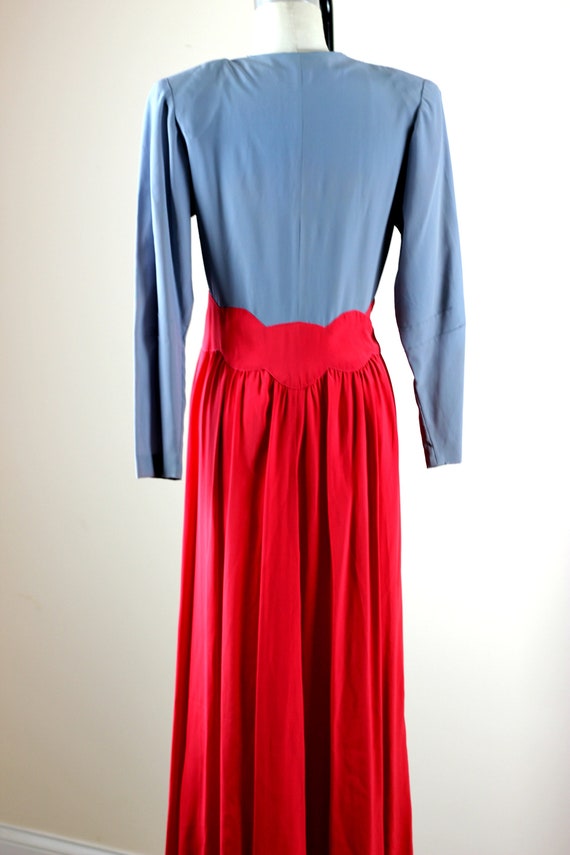 Sz M// AUTHENTIC 1940s Crepe Robe dress// Beaded … - image 4