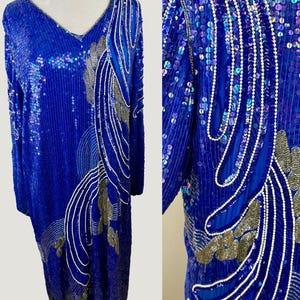 Size M//Vintage 80s Royal Blue Art Deco Sequin Dress//Elegant Hand-Beaded Silk Gown with Silver Floral Swirls//