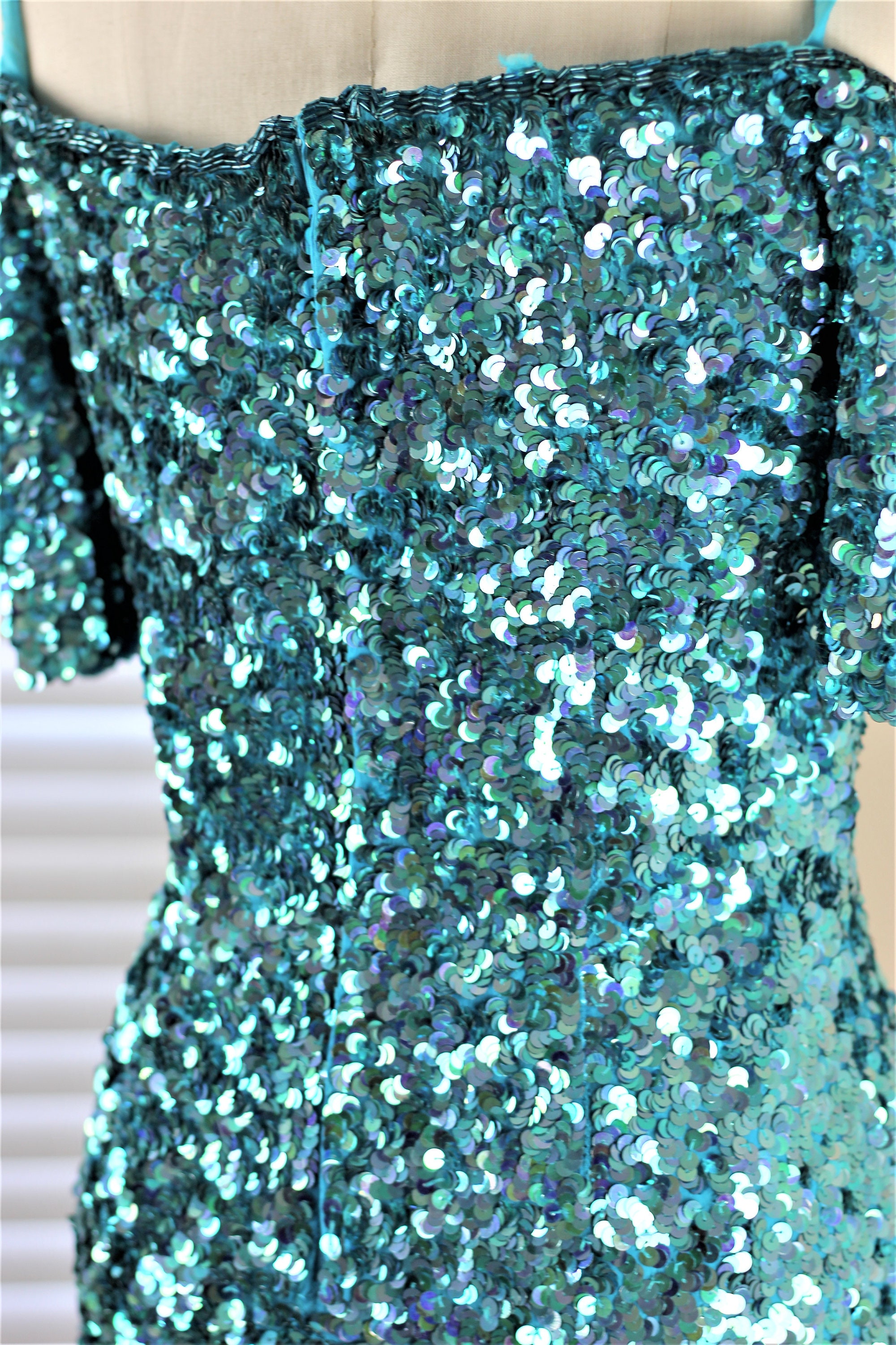 green emerald velvet dress Mirella Mini Dress main image 1