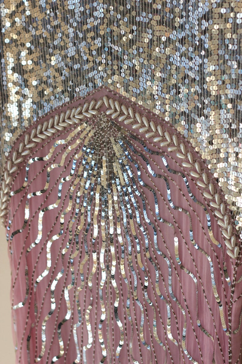 Mauve Pink Silver Flapper Style Vintage Sequin Beaded Dress