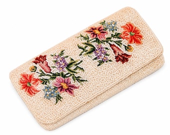 Vintage Delill clutch met kralen, avondtasje met bloemenmotief en kralen uit de jaren 60, ivoorkleurige handtas met zaadkralen, clutch voor bruiloft of cocktailparty.