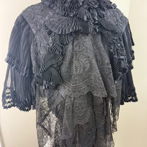 Antique Edwardian Black Lace Capelet//Victorian Mourning Cape//High Neck Ruffle Collar with Pleated Sleeves