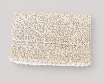 Vintage ivoren clutch met kralen, ivoren avondtasje met kraaltjes, bruidsclutch, trouwtas uit de jaren 80