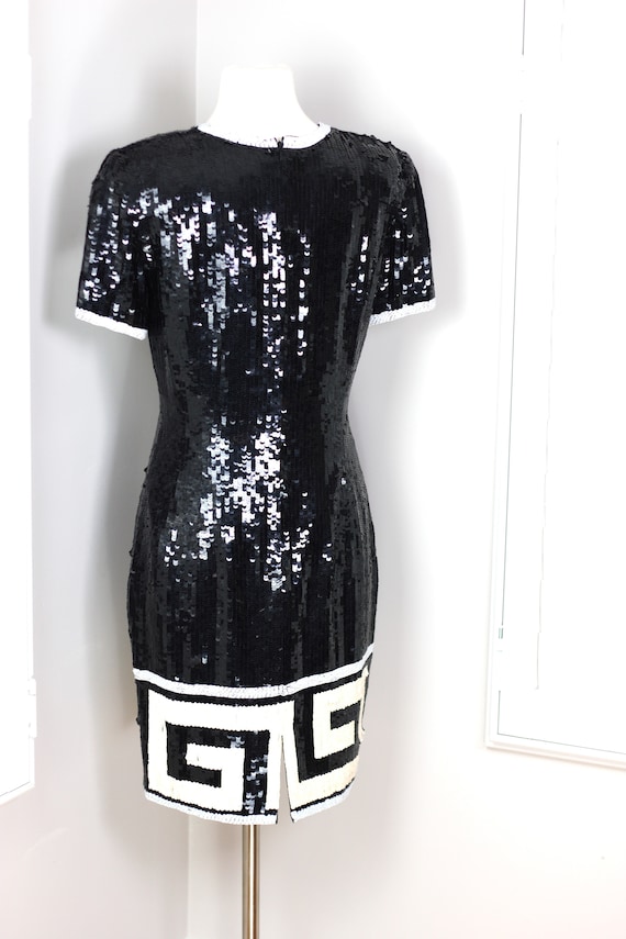 Size 8//Geometric Bottom Little Black Dress//Art Deco Sequin Dress