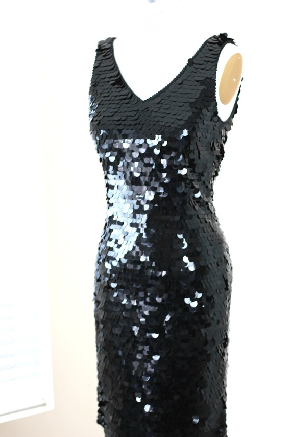 Size 8//Fun Pailette Beaded Dress// Payette Beads… - image 3