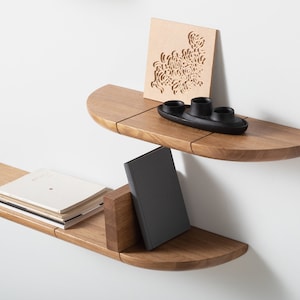 Solid Oak Shelf | floating shelf | wall-mounted shelf | Modular shelving system | Living room shelf | Wandregal Holz | Schwebendes Regal