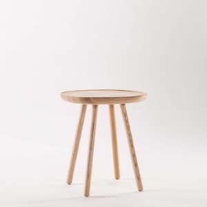 Wooden Side Table | Massivholz Couchtish | Solid wood coffee table | Japandi style |  Minimalistic design | Beistelltisch | Frêne massif