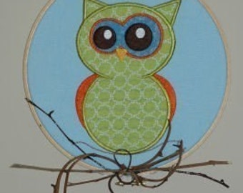 Ollie Owl Machine Embroidery Applique Design File