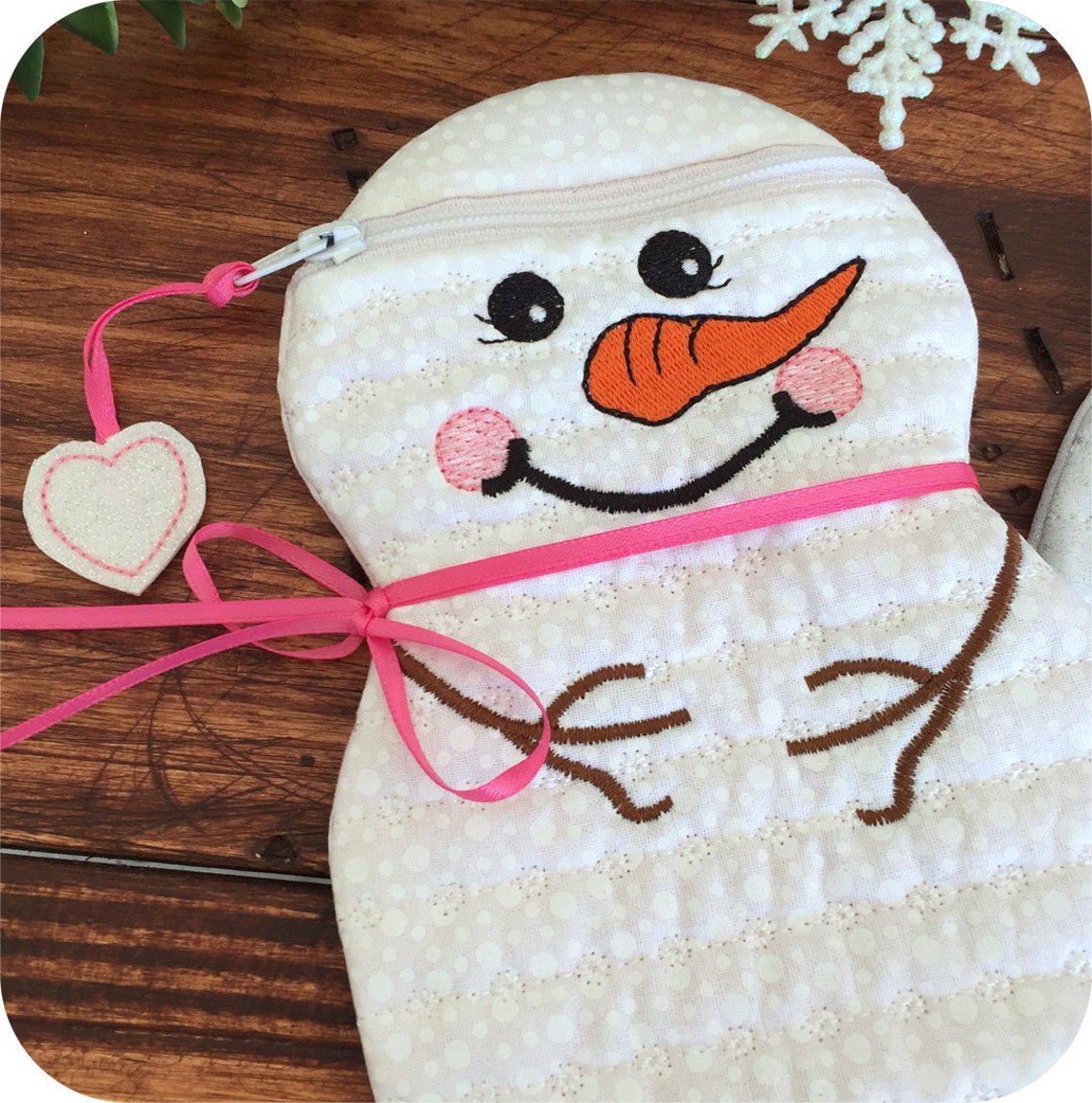 Download In the Hoop Snowman Zipper Cases Machine Embroidery Design ...