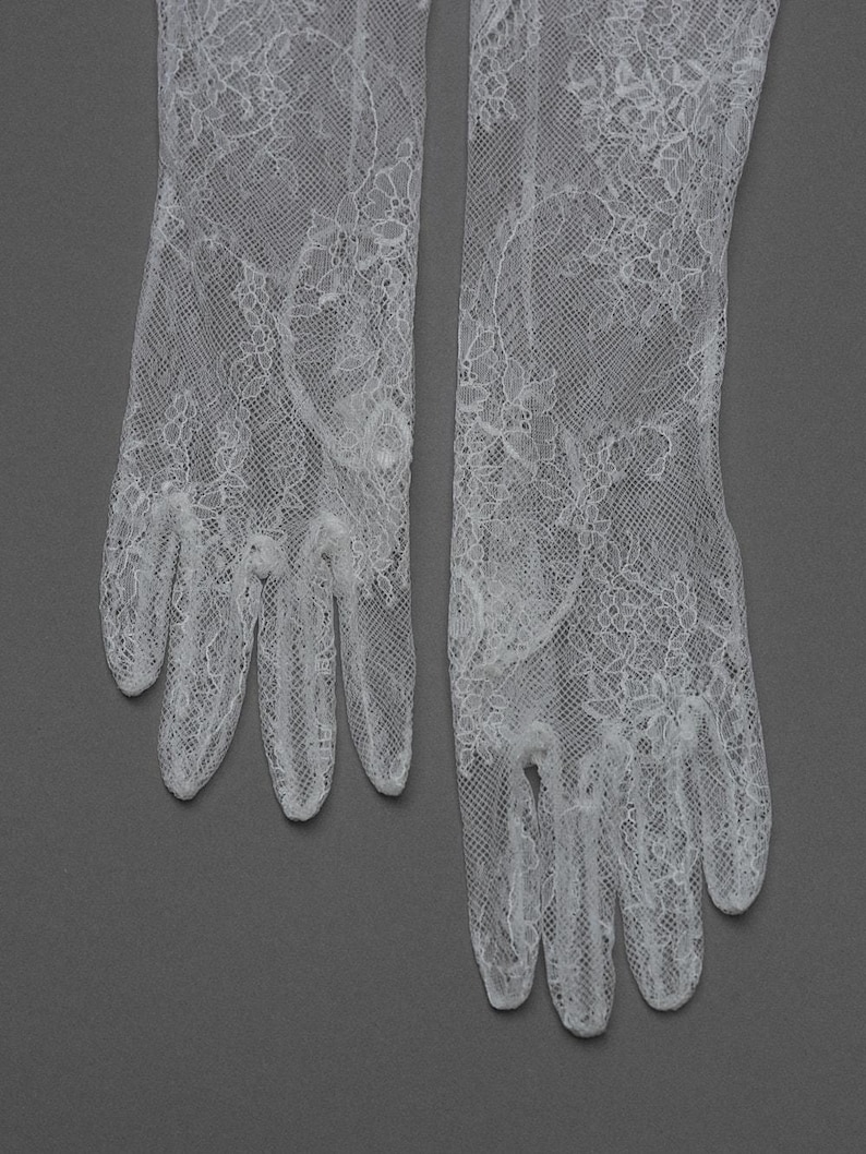 Wedding lace gloves, White Bridal Gloves, Long Ivory Gloves, Formal Gloves, Evening Gloves, Opera gloves, Elbow Gloves, Costume Gloves image 3
