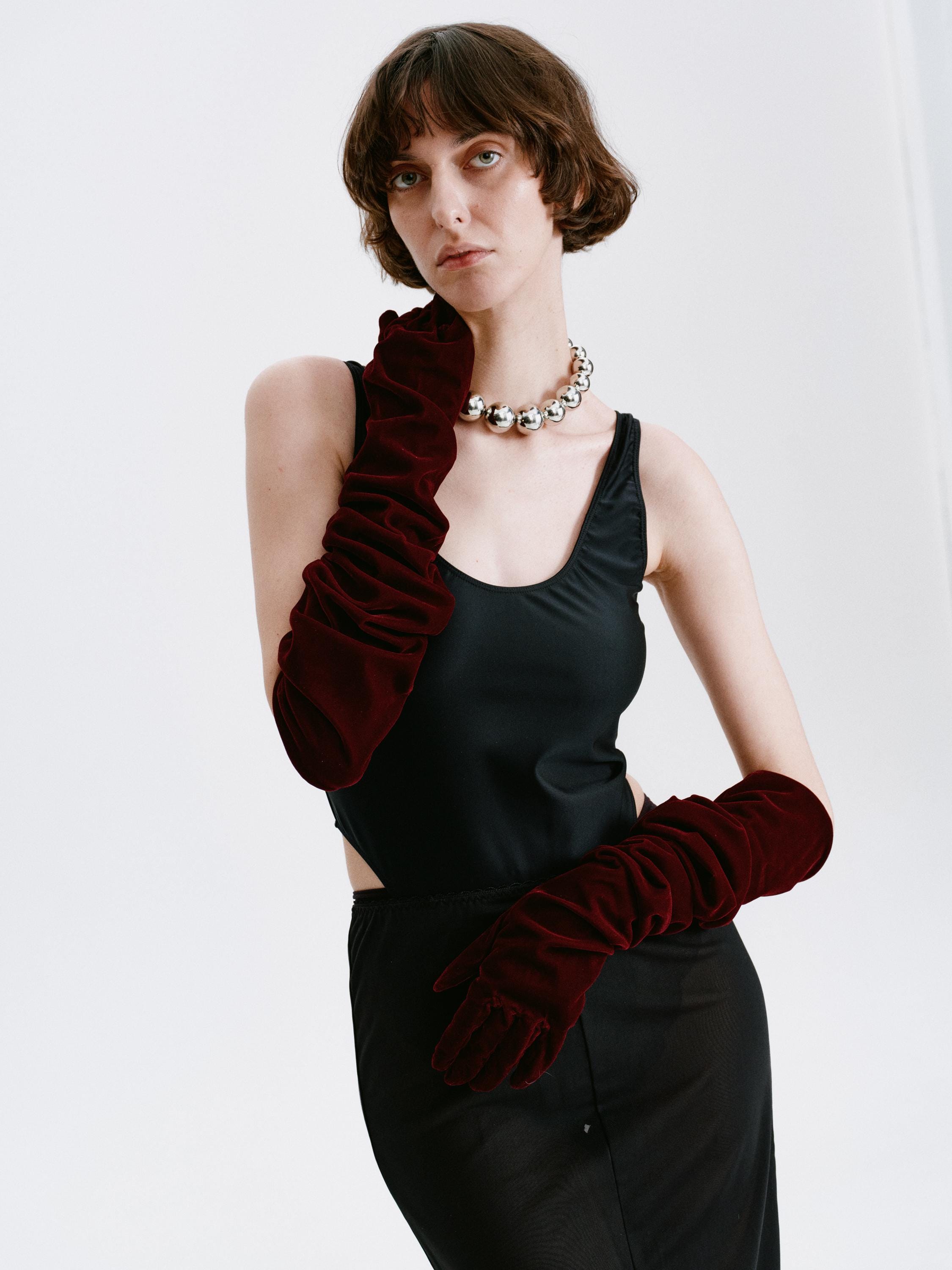 Burgundy Velvet Long Gloves, Vine Red, Dark red evening Gloves, Opera Length, Boudoir, for Her, Burlesque Style, Fashion Look Masquerade Burgundy Velvet Long Gloves, Vine Red, Dark red evening Gloves, Opera Length, Boudoir, for Her, Burlesque Style, Fashion Look Masquerade