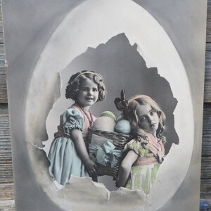 Carte postale 1900   Photo recoloriée Enfants Paques